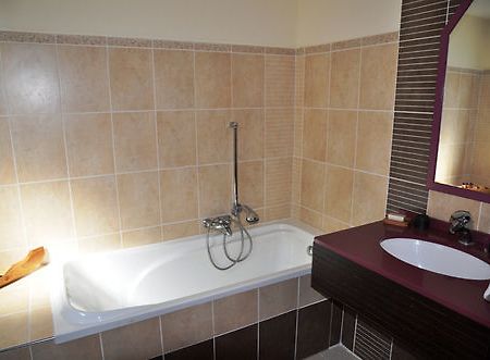 La Villa Saint Pierre Hotel Екстериор снимка